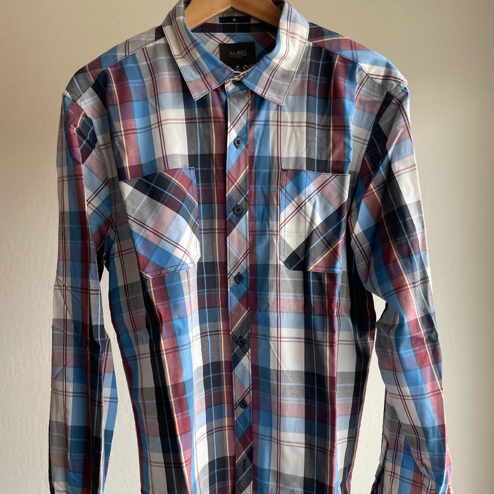 Men's Ambiguous Plaid Button Down, Size L
